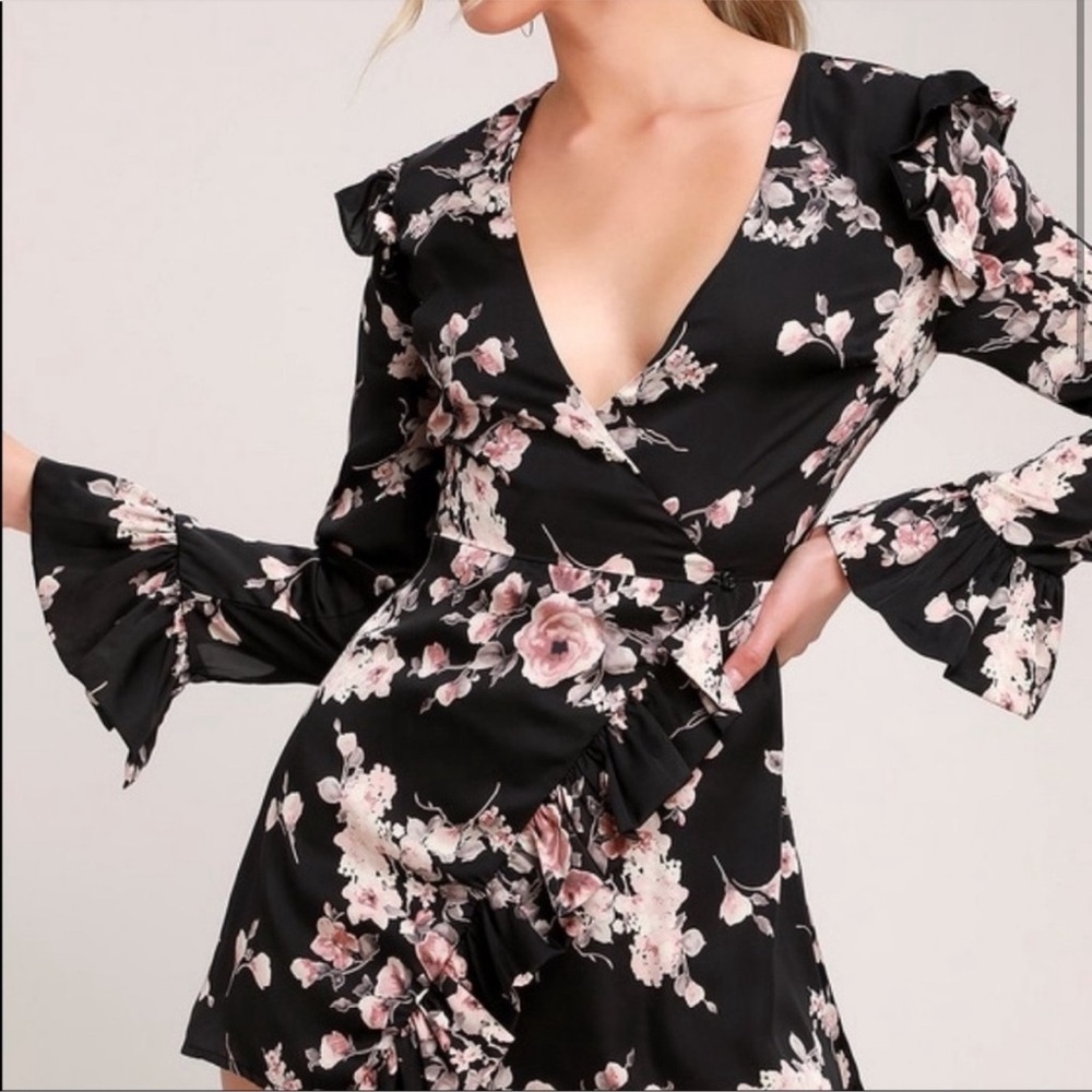 Lulu's Oaklynn Romper Skort Dress Ruffled Black Floral Wrap Satin Long Sleeve Sm
